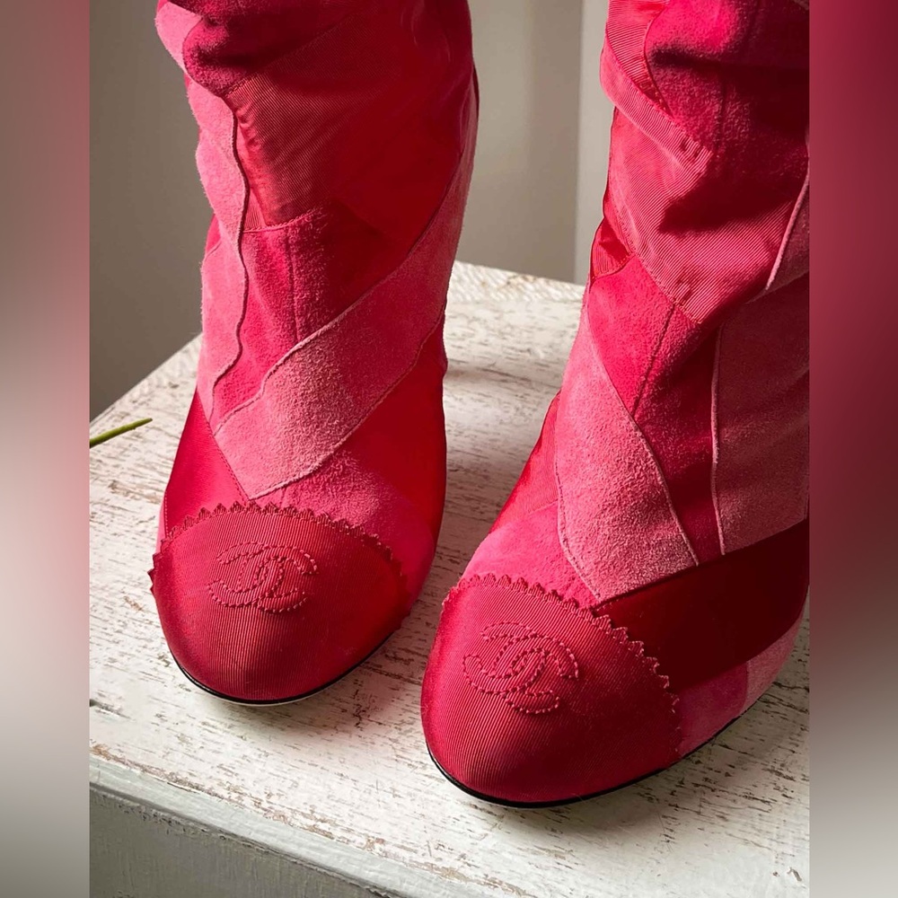 Chanel pink patchwork boot - Rare Finc